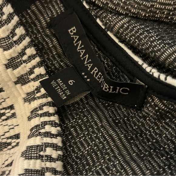 ❤️ Banana Republic Black and Cream Geometric Midi Dress 6 - Picture 11 of 11